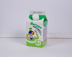 БЗМЖ Йогурт Вятушка 2,5% с сахаром (12) т.п 0,5л КМК