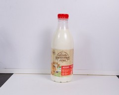 БЗМЖ Молоко 3,2% 0,9л бут Красногорские фермы Пасегово